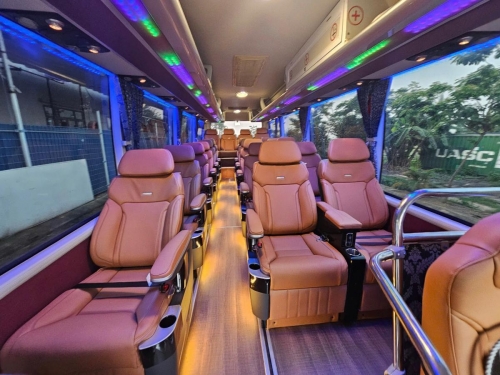 Limousine Hanoi - Halong/ Halong - Hanoi