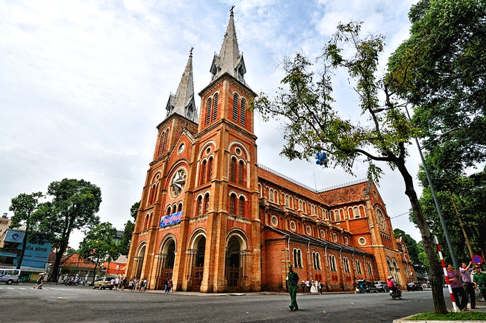SAIGON HALF DAY CITY TOUR